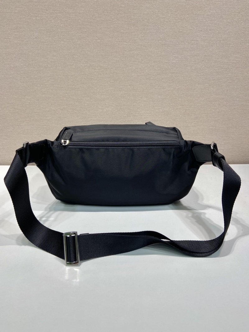 Pra*a waist chest packs